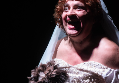 Llega al Salón Calchaquí “Los domingos no llaman”